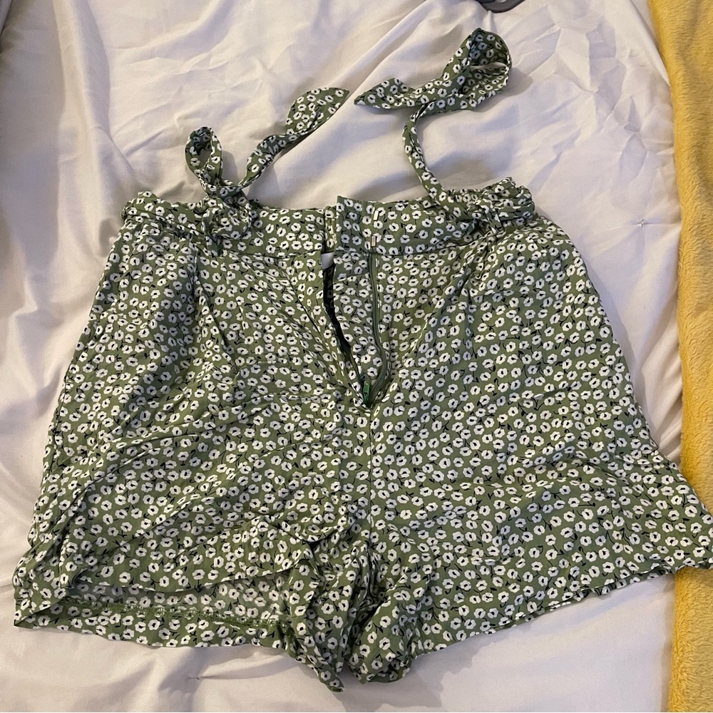 Floral green shorts